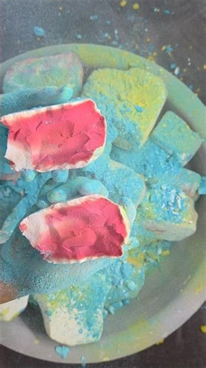 Flakey vibrant beauty #youtube