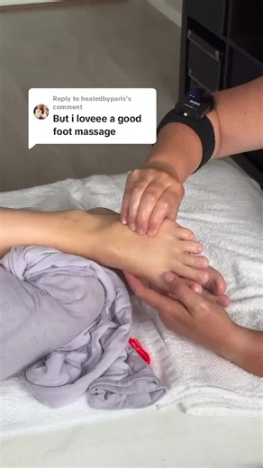 Replying to @healedbyparis How to avoid swollen feet during pregnancy? #massagetutorial #massagetherapy #massage #relaxingmassage #relaxing #footmassage #foot #massagetiktok #pregnant #pregnantlife #pregnanttiktok #pregnant🤰 #bbhugme #pregnancypillow