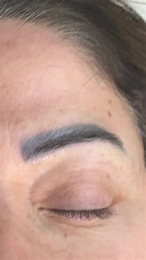 فن التاتو مع أنجيلا سعد: نتائج مدهشة في دبي