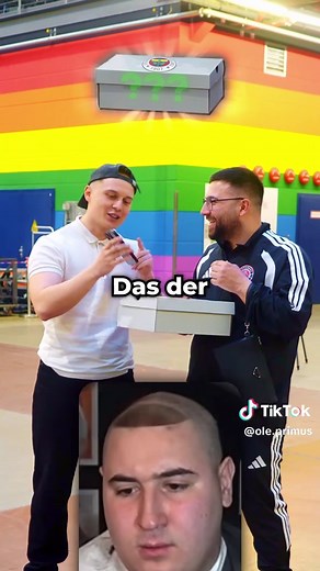 Fußballer erraten Songs mit Mert Abi