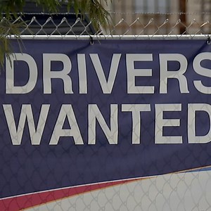 63K views · 309 reactions | METROLIFT DRIVERS OVERWORKED? Some of the drivers told ABC13-Ted Oberg they work 6 days a week, sometimes 12+ hours a day. They worry they're putting their passengers at risk, as well as YOU on the road next to them. 13 Investigates tonight at 10. | ABC13 Houston | Facebook