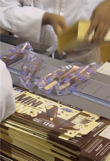 Introducing... Dunks Minis. Our newest little sweet treat hit shelves last month - the perfect bite for kids, or just enough to curb your craving's. Available at Woolworths NZ.