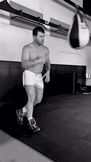 1.7K views · 29 reactions | Canelo Shows Off Footwork And Salsa Skills During Today s Training Tamp Session. #boxing #canelo | Canelo Alvarez Fanatics | Facebook