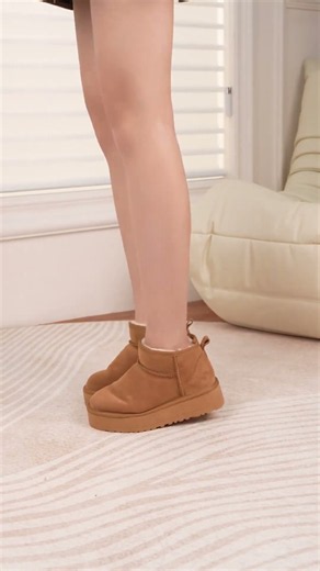 Shock absorbing snow boots for rough snowy ground #OutdoorBoots #WinterShoes