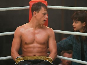 Schauspieler: Dennis Mojen musste für Netflix-Film hart trainieren - Esslinger Zeitung