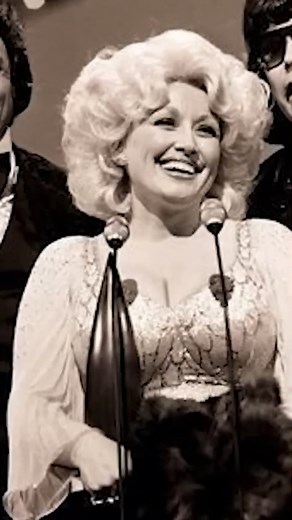 Dolly Parton's Wardrobe Malfunction | Facts Verse Reels
