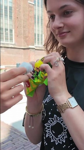 Asking Dutch to do ASMR