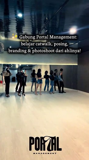 🚨 Mau jadi model / talent profesional tapi bingung mulai dari mana? ✨ Portal Management siap bantu kamu! Belajar catwalk, posing, branding & photoshoot dari ahlinya. 💎 Program 12 sesi (3–4 bulan) 💎 Free kaos untuk semua peserta 💎 5 peserta pertama dapat free heels 📍 Semarang | Hubungi 62 812-3340-7992 Jangan tunggu “nanti”, mulai langkah profesionalmu sekarang! #fyp #portalmanagement #semarang