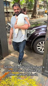 Depois de quase 4 anos casados e 1 ano do nascimento da nossa filha, fomos finalmente conhecer a família do Sagar na Índia, e quando chegamos tivemos essa agradável surpresa 😍 #india #familiaindiana