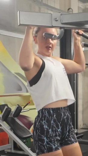 251K views · 5.8K reactions | Beginner Guide - Assisted Pull Up Machine Comment "GETBITS" to join my training app where you can adopt my to tell you shite jokes as we go through every workout  | Henley Nutrition and Fitness | Facebook