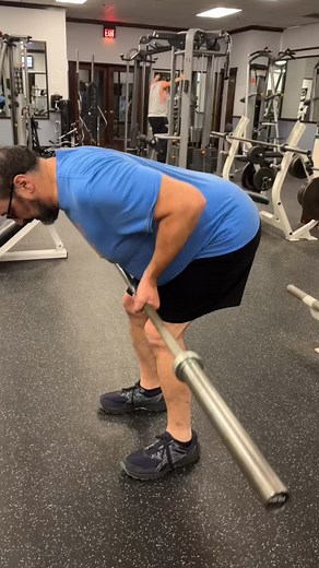 Ryan got to test the waters with some light barbell rows last week! After some mobility and core to warmup he was ready for these and did them pain free! We will add weights to the bar in the future but this was a huge milestone nonetheless. Way to go Ryan 💪👏 #exercise #backpain #sciatica #personaltrainer #clientwins #sucess #goals #marltonnj #fitness | Bridget Twomey, Personal Trainer and Nutrition Coach