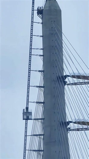 Slant rail elevator Black technology on high towers #bridge #infrastructure #technology #shorts