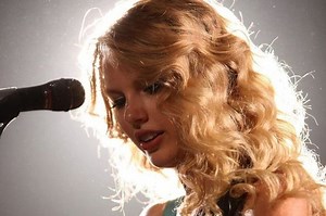Lirik Lagu ‘Mr. Perfectly Fine’ - Taylor Swift, dengan Terjemahannya - Sonora.id