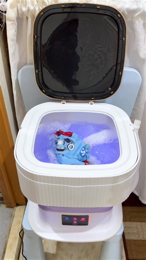 Compact Foldable Mini Washing Machine for Small Spaces