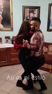Bailando ala antiguita 🔥💯 #Asiesmiestilo #PeqedeRocha #lanecesidadnorteña La Necesidad Norteña Oficial ,Zacatecas | ASi es mi Estilo