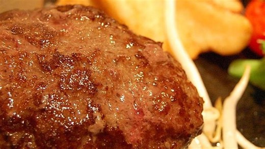Hamburger Steak And Salisbury Steak: How These Dishes Differ
