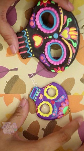 172K views · 1.7K reactions | Hermosas 朗 Calaveras de Fomi moldeable simulando Cerámica  | Floritere Manualidades y Más | Facebook