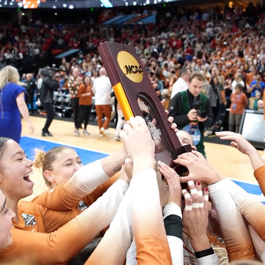 18K views · 1.5K reactions | twice as sweet朗 #HookEm | Texas Disposal Systems | Texas Longhorns | Facebook