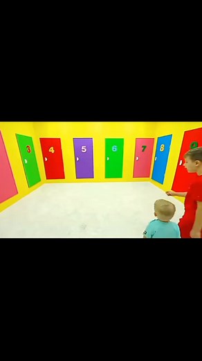 Diana and Roma Counting Numbers with Brother Oliver | Diana and Roma kids
