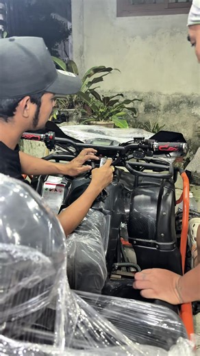 SOLD 🔥NEW MODEL MUD MASTER 4x4 ATV 300cc BULL TYPE with THAWBALL WINCH TRAILER ☑️NO CLUTCH ☑️FULL HYDRAULIC DISC BRAKE ☑️SIZE 12 TUBELESS MAGS TIRES ☑️8 LITERS FUEL CAPACITY ☑️WINCH ☑️4 LED HEADLIGHTS ☑️with SIGNAL LIGHTS #atv300cc #atv #trailer #atv300cc