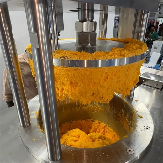 825K views · 10K reactions | Fully Automatic Murukku At Coimbatore codissia food expo 2024 #streetfood #muruku #Chakli #murukkumachine | South Indian Food | Facebook