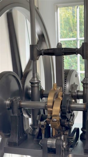 This is the first internal combustion engine ever designed very rare!