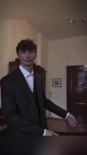 ảo thật hay ma thuật?#aothuat#mathuat#aothuathaymathuat#CapCutedit #xuhuonggggggggggggggggg