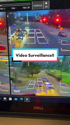 How Traffic Signal Technology Determines Green Lights at Intersections