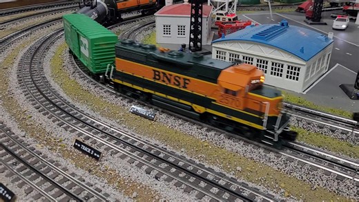 Choo Choo! How about this Lionel BNSF diesel engine pulling an assortment of rolling stock. | Cape Atlantic Model Railroad