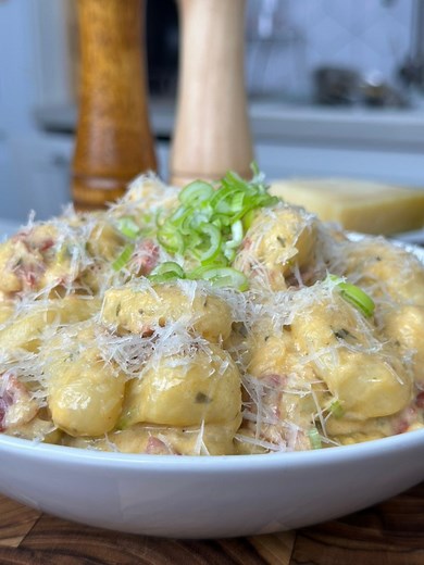 77K views · 1.6K reactions | Gnocchis Poêlés Maison Sauce Crème de Chorizo! ️凜PRÉCOMMANDE mon 1ier Livre! (Lien en Bio) ⬅️#gnocchi #gnocchirecipe #gnocchismaison #recettegnocchis #recettesimple #faitmaison #homemade #cooking #cuisine #cuisinefacile #creme #chorizo #saucechorizo #saucecreme | Chef Théo Lignani | Facebook