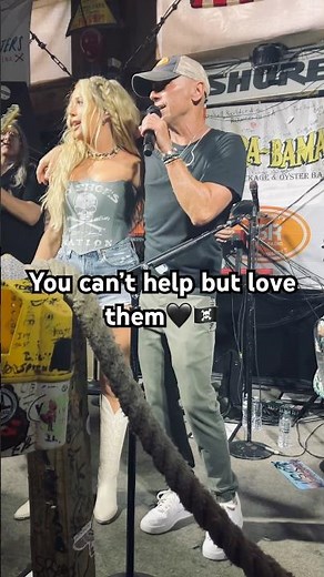 Megan Moroney & Kenny Chesney (When The Sun Goes Down) Live at Flora-Bama 2026 #kennychesney