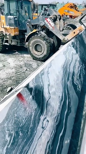 58K views · 484 reactions | how the workers lowered a large concrete slab to the ground | Media 2 | Facebook