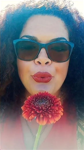 #magnificent#star#diva#queen#reina #kundalini#goddess#witch#amazing#music#film#entertainment#magic🌹