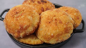 53K views · 354 reactions | Aloo Puri Recipe Best For Evening Snacks | Crispy Aloo Poori Recipe | Toasted | Facebook