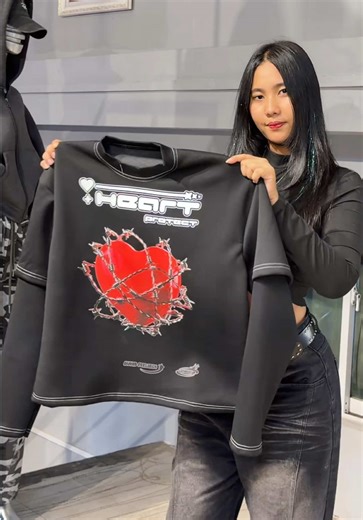 Airlayer Double layers တွေ design အသစ်ထပ်ရောက်ထားပါပြီဗျ🫶 #လက်လီလက်ကားဝယ်ယူနိုင်ပါတယ်ရှင့် #fyppppppppppppppppppppppp #doublelayers #y2k #fypシ