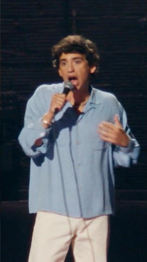 Mom knows best. 🎤 #MarcelloHernández