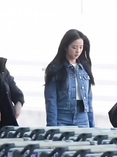 Ceo Jisoo🤟 #Blissoo #blackpinkjisoo #jisoo #jisoo_sooyaa