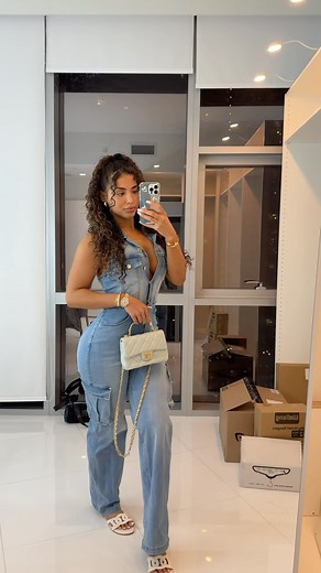 Thalia Matos on Instagram: "🩵"