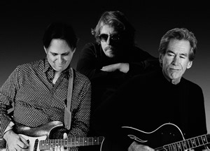 元シカゴのビル・チャンプリン＋TOTOのジョセフ・ウィリアムスらのプロジェクトCWF　「Wings of Tomorrow」MV公開 - amass