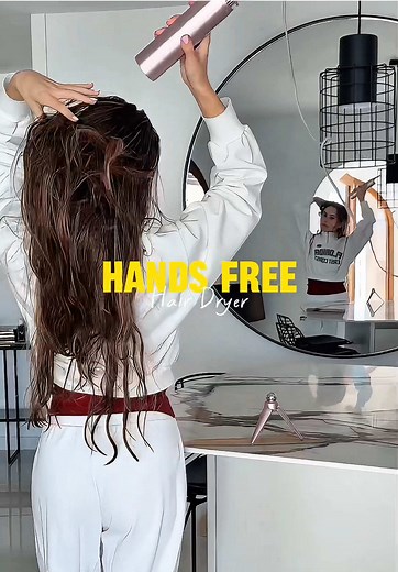 You didn’t know you needed this. Hands free dryer — more time, less effort. #handsfree #hairhacks #hair #grwm #beautyhacks