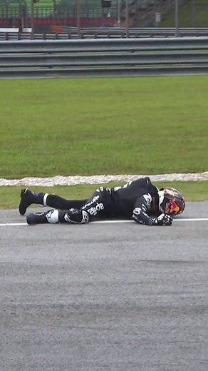 @89jorgemartin Sufrió un tremendo accidente en los test de sepang! #motogp #jorgemartin #martinator #Motos #Noticias | Moto Argentina