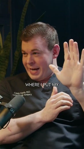 Why Your Shoulder Feels Like It’s About to Pop Out 😳 (Apprehension Test Explained)