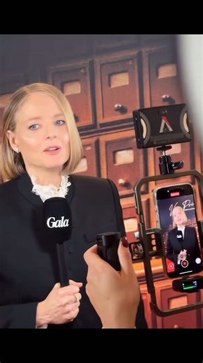 3K reactions · 41 shares | Jodie Foster ‘Vie Privèe’ Premiere hair &...