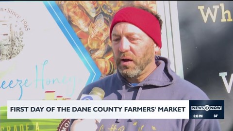 Farmers' market returns to Capitol Square