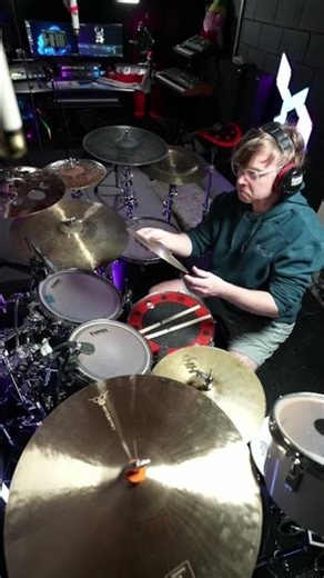 Plastic Wingnuts Suck