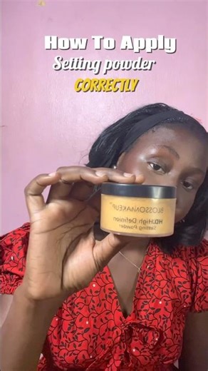 If your makeup keeps creasing after you’ve applied powder.Here’s how to fix it 🤭✅ #settingpowder