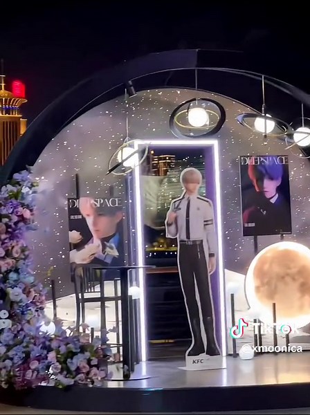 Love and Deepspace x KFC Collaboration Flash Mob Event in Shanghai China