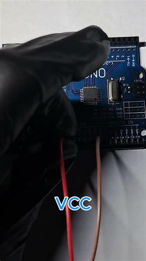 Learn to program an LCD display in 30 seconds with Arduino UNO!🤖#electronic #arduino #diy