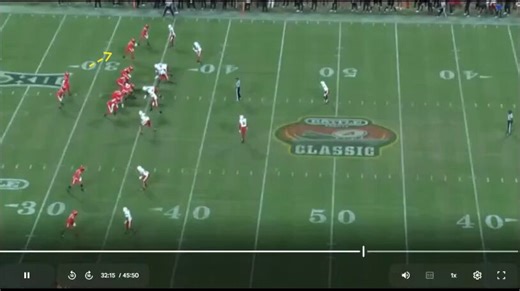Love the subtle (and sometimes not so subtle) use of the arm bar and throw-by by Cyrus Allen on his route stems with faced with some physicality.He doesn't let DBs push him off his path vertically or stand him up when working to his breakpoint by winning the handfighting.
