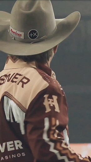 Near disaster 😳 Kaiden Loud and McCoy Rodeo's "Snuggles" tie up after a heck of a ride in the final round of the HONDO Rodeo Fest, as Dakota Knight comes in for a great save! | Outlaw Echos